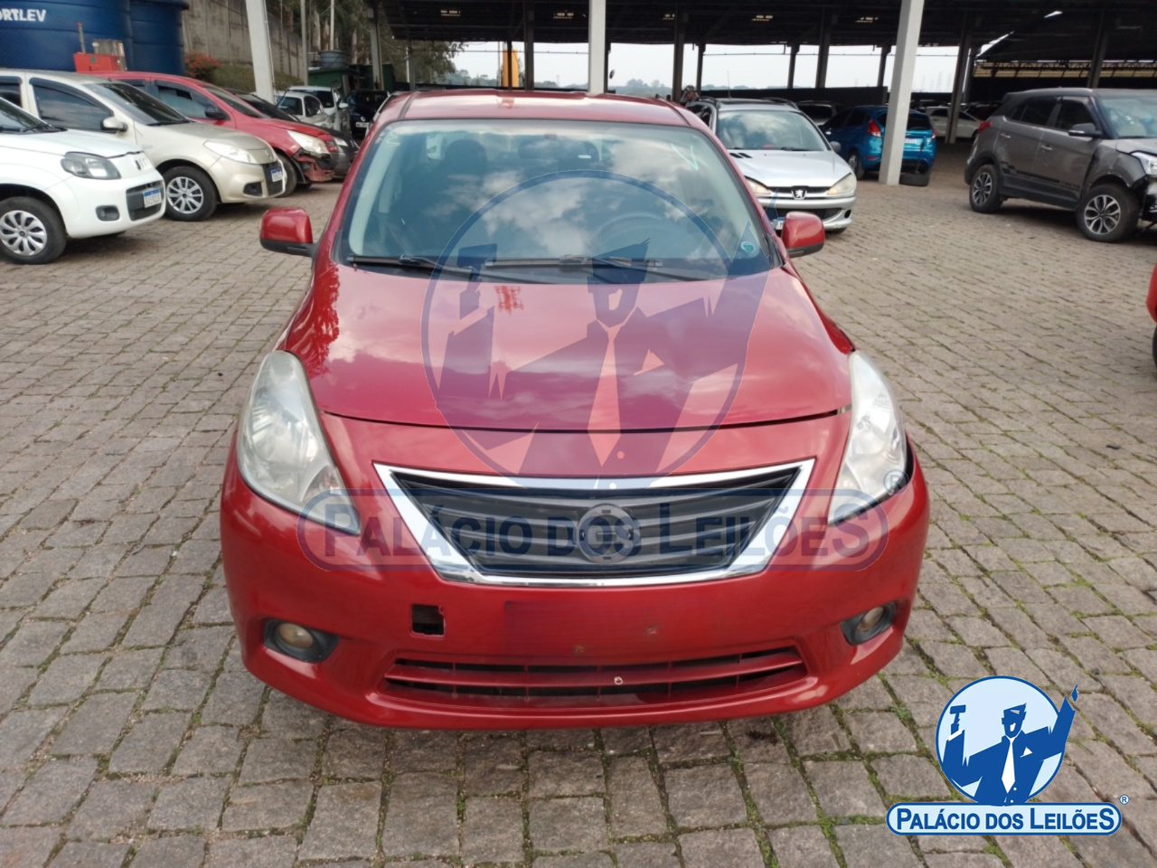 LOTE 36 IMP NISSAN/VERSA 16 SL FLEX 2012/2013